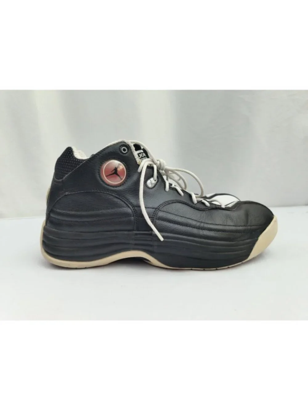 Jordan Jumpman Team 1 Black Red Men’s Size 10.5 Basketball Sneakers